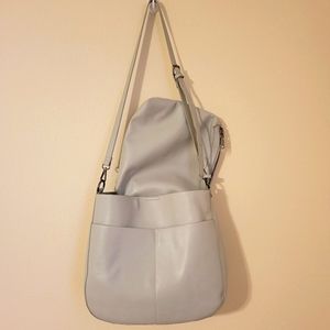 Shoulder handbag